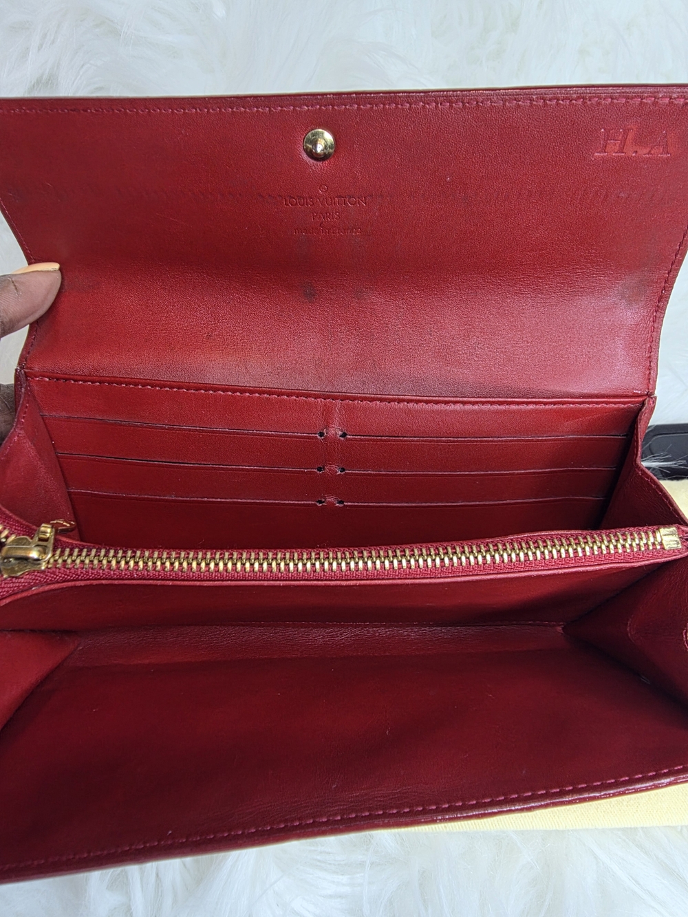 Louis Vuitton Limit Edition Monogram Vernis Rayures Sarah Wallet Full Inclusion - Picture 9 of 12